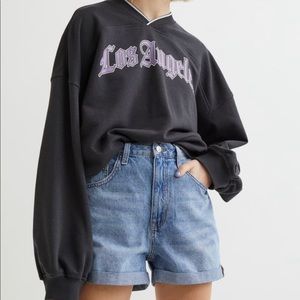 H&M MOM FIT DENIM SHORTS